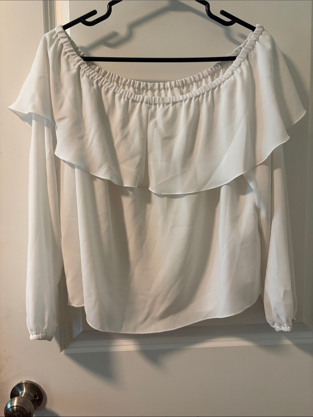 Wilfred Cream Off-Shoulder Ruffle Top - Picture 4 of 5
